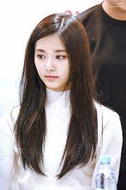 Pin By Jeeranon On Pretty Straight Hairstyles Kpop Girls Beauty