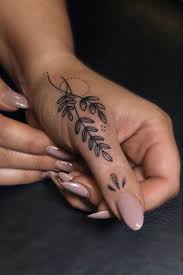 20 Small Tattoo Ideas For Men And Women Bein Kemen Cute Tattoos For Women Hand Tattoos For Women Simple Hand Tattoos
