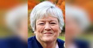 Barbara Bunn's Instagram, Twitter & Facebook