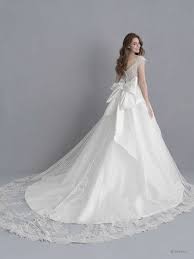 Allure Bridals Debuts Disney Fairy Tale Weddings Collection Abc News