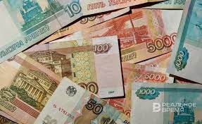 Часть россиян регулярно откладывает деньги — Реальное время
