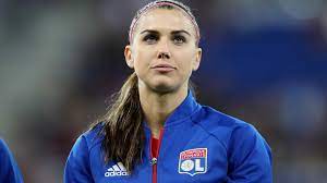 A seleção italiana é a campeã máxima de jogadores absurdamente bonitos, entre eles, os que se sobressaem são fabio cannavaro e totti. Veja As Jogadoras De Futebol Mais Bonitas Do Mundo