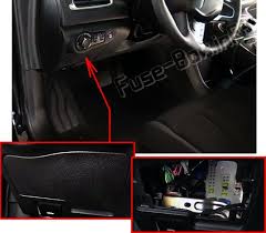 Chrysler 200 Mk2 2015 2017 Fuse Box Location Fuse Box Chrysler 200 Chrysler
