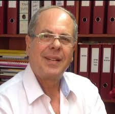 72% 츠 12:33 → בצער רב וביגון קודר אנו מודיעים על פטירתו של בעלי אבינו, סבנו  היקר הנרי טרכטר בן צילה ההלוויה תתקיים ביום ראשון א' תשפ" טבת  21/12/2025,"リジンハコU 21/12/2025, 15:15 בשעה11:11, ,