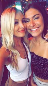 Hi guys!! My name is Ellie, and I'm looking to relocate from California to  Nashville around the beginning of November! My first time in Tennessee was  literally 3 weeks ago, and the