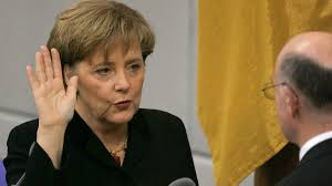 Chancellor angela merkel has called for much tougher restrictions on public life going into christmas. Kanzlerinnenwahl Angela Merkel Hat Deutschland Sich Verandern Lassen