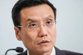 Cathay Plans Job Cuts in Business Revamp Not Seen in 20 Years