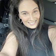 Cindy Kring's Instagram, Twitter & Facebook