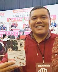 Manuel Pizana's Instagram, Twitter & Facebook