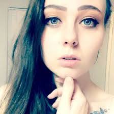 Rebecca Bonesteel's Instagram, Twitter & Facebook