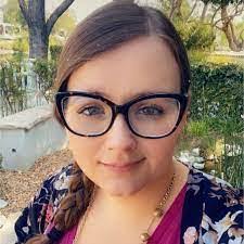 Natasha Ruff's Instagram, Twitter & Facebook