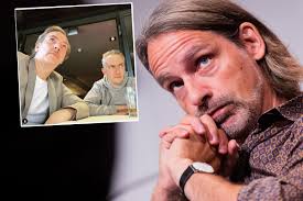 Olli Schulz & Jan Böhmermann: Gewalt-Vorwürfe gegen Richard David Precht?