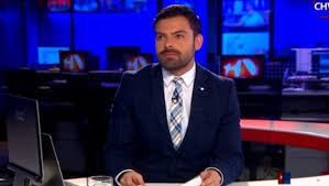 La historia amorosa que estaría comenzando karim butte el guapo periodista de chilevisión. Karim Butte Cumpleanos