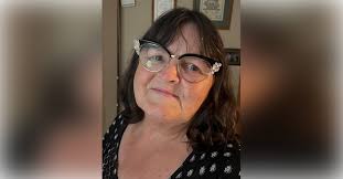 Obituary information for Vickie Holm