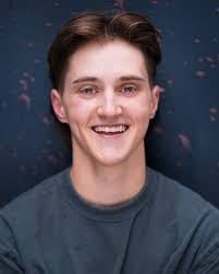 Richard Mealey's Instagram, Twitter & Facebook