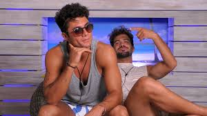 Danilo are pleased to announce the calendar window is still open, and delighted to be publishing kem cetinay's (winner of love island) official 2018 calendar! Zuletzt Machte Cristilli In Love Island Von Sich Reden Da Er Und Kandidatin Asena Neuhoff Nach Kurzer Parchen Zeit Wieder Getrennte Wege Gehen Schwarzwalder Bote