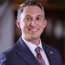 Jeff Cason's Instagram, Twitter & Facebook