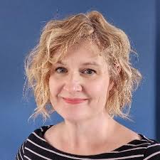 Tess King (@TessKing3105)