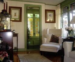 Look White Walls Green Trim White Walls Painting Trim Dark Interiors