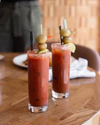 7 Reasons a Bartender's Bloody Mary Is Better Than Yours