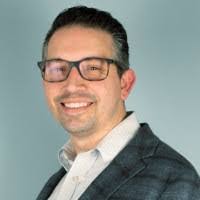 Jon Harding's Instagram, Twitter & Facebook