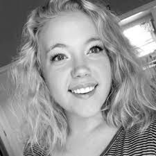 Katie Squires (@katie_squires23)