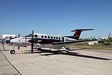 The beech king air product line has been in continuous production since 1964 and more than 6,000 of 17 variants have been sold for corporate, commercial and special mission operations to more than 94 countries. Beechcraft Super King Air Wikipedia