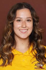 Ella Oakley's Instagram, Twitter & Facebook