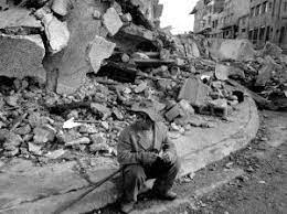 Jun 23, 2021 · i̇kinci sırada 1964 yılında yaşanan 9,2 büyüklüğündeki alaska depremi yer alırken, üçüncü sıraya 2004 yılında 9,1 olarak yaşanan endonezya depreminin geldiği gözlendi. 230 Binden Fazla Can Aldi Son 100 Yilin En Buyuk Depremleri Foto Galerisi