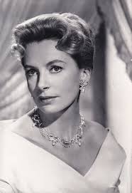 Lovely Photo of a really wonderful actress Deborah Kerr, so many great  movies do you have a favourite?😍