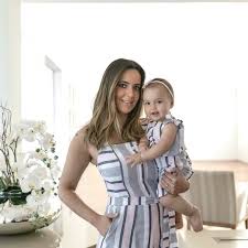 Paloma e ronaldo eram demais quando estavam na redetv a band deveria aproveitar esse entrosamento! Filha De 9 Meses De Paloma Tocci Cai Do Trocador Sensacao De Culpa Revista Glamour Celebridades