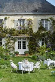 Epingle Par Catherine Iris Hermine Sur Summer Home Belle Maison Jardin Maison Facade Maison