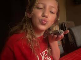 Got “pixie” last May ♥️ we renamed her Cheeto! She's the light of my life.  I was curious who got her siblings or what they look like now! We are  trying to