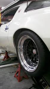 There are 12 inches in a foot, and 36 inches in a yard. Max Wheel Size Width On 73 Trans Am