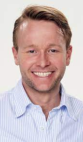 De nummer 1 van de lijst voor volt, laurens dassen, komt even uitleggen waarom deze nieuwe partij de tweede kamer in. Reinier Van Lanschot Wikipedia