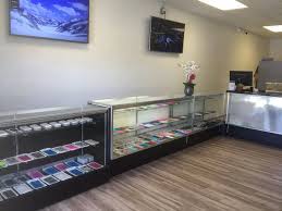 Removal and repair of mirrors, windows, doors, storefronts, glass tabletops,shower doors, screens, lanai enclosures and more to help you to enjoy the beauty of hawaii. Waikiki Cell Phone Repair Home