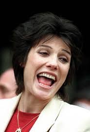 Suzanne Danielle's Instagram, Twitter & Facebook