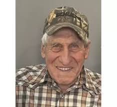 Mavis Travis's Instagram, Twitter & Facebook