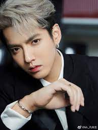 Đây là ca khúc do diệc phàm tự sáng tác và thể hiện với giai điệu ballad vô cùng ngọt ngào, ấm áp. Myp2urakatmzkm