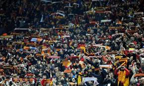 Arsenal could be fined by uefa following wednesday night's champions league tie against galatasaray, with the turkish club likely to face much more severe sanctions after their supporters threw flares onto the pitch at the emirates stadium. The Crazy World Of Turkish Football Fans Flares Noise And Darius Vassell Talksport