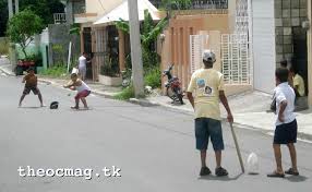 Intégrate mejor en los viajes a república dominicana con nuestro diccionario dominicano. La Placa Juego Callejero Dominicano Derivado De La Pasion Por El Beisbol Imagenes Dominicanas