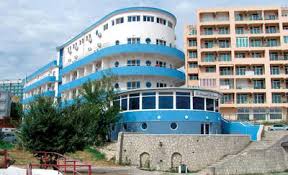 Baza de tratament funcționează pe tot timpul anului spațiile de cazare fiind încălzite în perioada sezonului rece. Tratament Balnear Cnipt Eforie Nord