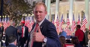 Andrew giuliani, son of rudy, announced his diagnosis friday on twitter and said he has only mild symptoms, reports politico. Son Of Former Mayor Rudy Giuliani Andrew To Run For Ny Governor