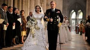 The Crown S 37 000 Wedding Dress Is A Bride To Be S Dream Here S Why 37 000 Of The Crown S Rumored 1 Queen Elizabeth Wedding Crown Netflix The Crown Season