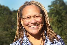 Alan Exter's Instagram, Twitter & Facebook