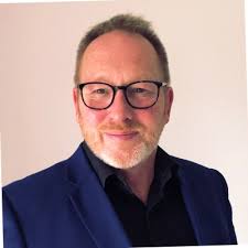 I was overwhelmed by this gift from my former team members presented to me… 