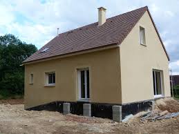 Ton Pierre 017 De Chez Weber Avec Enduit Gratte Sur Les Facades Et Lisse Autour Des Ouvertures Enduit Gratte Crepis Facade Facade