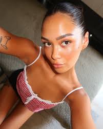 Cleo (@cleosmartt) · Instagram 照片和视频