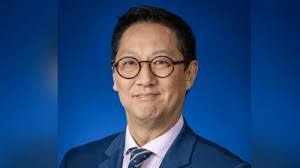 Reginald Gross's Instagram, Twitter & Facebook