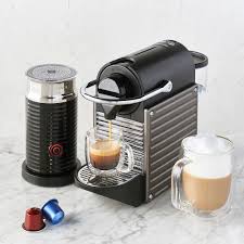 Pixie , the quickest of the nespresso machines, reaches its heating temperature in 25 seconds, thanks to its rapid with a smart alert system, pixie will notify you when the tank is almost empty. Nespresso Pixie By Breville Espresso Machine With Aeroccino Milk Frother Sur La Table